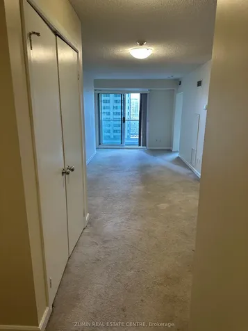8 Park Road Toronto ON M4W 3S5