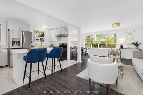 34 Lisburn Crescent Toronto ON M2J 2Z5