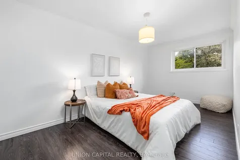 34 Lisburn Crescent Toronto ON M2J 2Z5