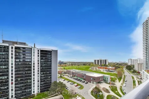 56 Forest Manor Road Toronto ON M2J 1M6