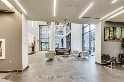 56 Forest Manor Road Toronto ON M2J 1M6