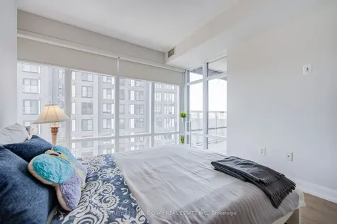 2181 Yonge Street Toronto ON M4S 3H7