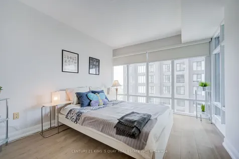 2181 Yonge Street Toronto ON M4S 3H7