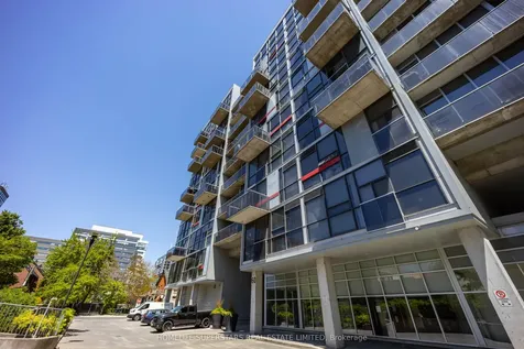 60 Bathurst Street Toronto ON M5V 2P4