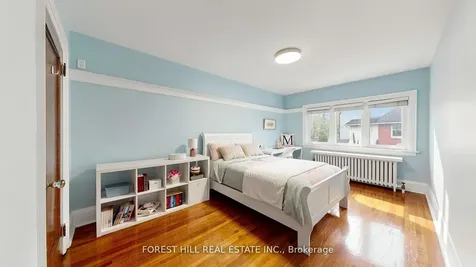 153 Glengrove Avenue W Toronto ON M4R 1P1