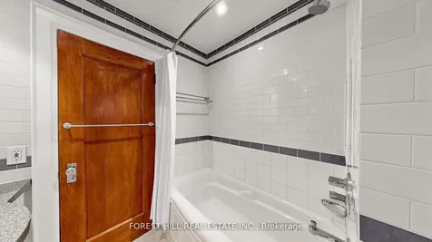 153 Glengrove Avenue W Toronto ON M4R 1P1