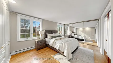 153 Glengrove Avenue W Toronto ON M4R 1P1