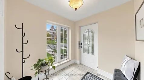 153 Glengrove Avenue W Toronto ON M4R 1P1