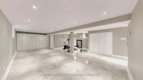 153 Glengrove Avenue W Toronto ON M4R 1P1