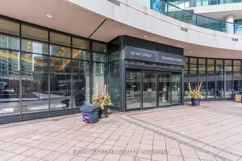 33 Bay Street Toronto ON M5J 2Z3