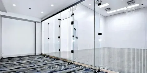 33 Bay Street Toronto ON M5J 2Z3