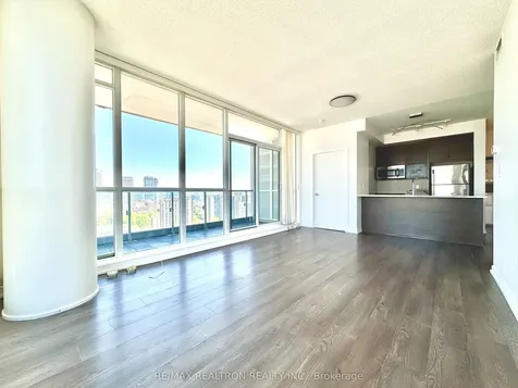 66 Forest Manor Road Toronto ON M2J 0B7