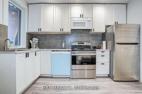 342 Glenholme Avenue Toronto ON M6E 3E5