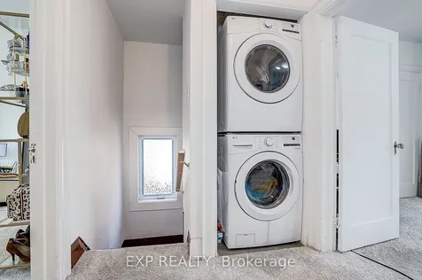 342 Glenholme Avenue Toronto ON M6E 3E5