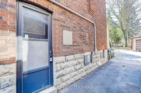342 Glenholme Avenue Toronto ON M6E 3E5