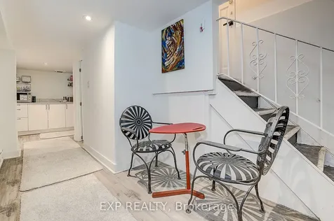 342 Glenholme Avenue Toronto ON M6E 3E5