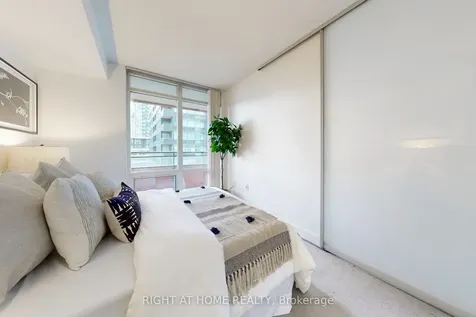 4K Spadina Avenue Toronto ON M5V 3Y6