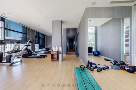 4K Spadina Avenue Toronto ON M5V 3Y6