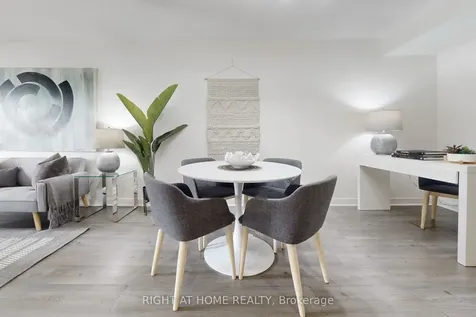 4K Spadina Avenue Toronto ON M5V 3Y6