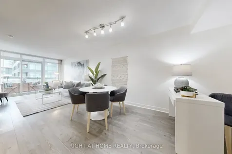 4K Spadina Avenue Toronto ON M5V 3Y6