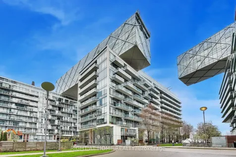 39 Queens Quay E Toronto ON M5E 0A5