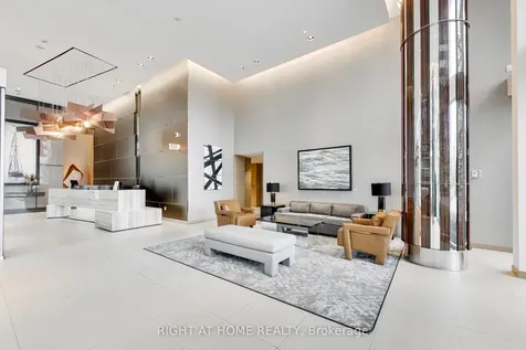 39 Queens Quay E Toronto ON M5E 0A5