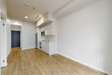 32 Forest Manor Road Toronto ON M2J 0H2