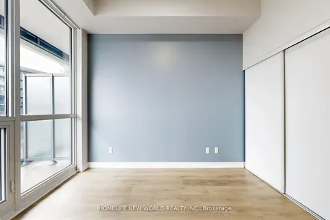 32 Forest Manor Road Toronto ON M2J 0H2