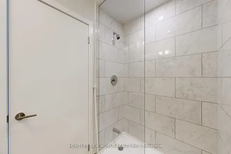 32 Forest Manor Road Toronto ON M2J 0H2