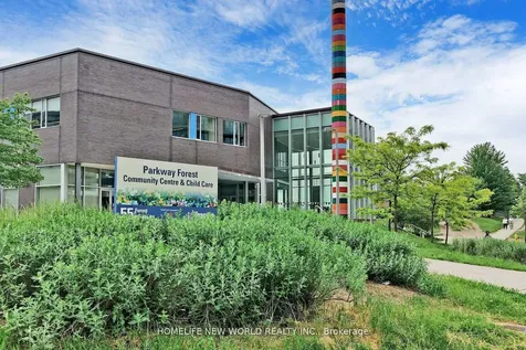 32 Forest Manor Road Toronto ON M2J 0H2