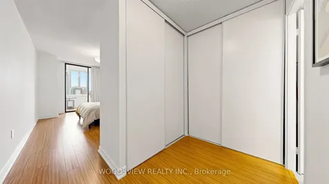 45 Carlton Street Toronto ON M5B 2H9