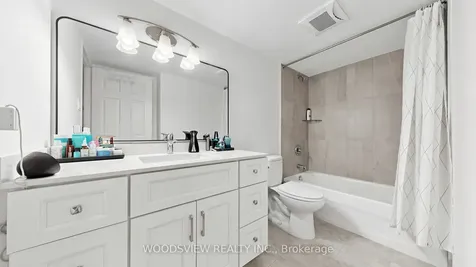 45 Carlton Street Toronto ON M5B 2H9