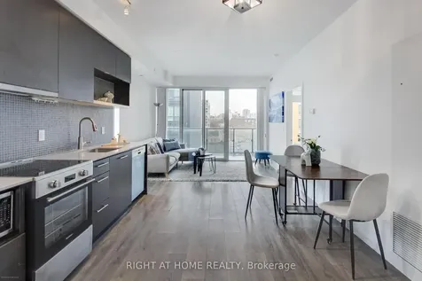 435 Richmond Street W Toronto ON M5V 0N1