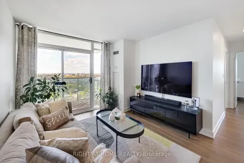 16 Harrison Garden Boulevard Toronto ON M2N 7J6
