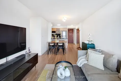 16 Harrison Garden Boulevard Toronto ON M2N 7J6