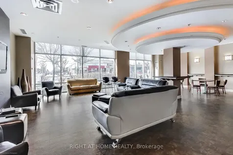 16 Harrison Garden Boulevard Toronto ON M2N 7J6