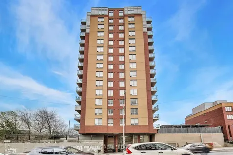 1369 Bloor Street W Toronto ON M6P 4J4