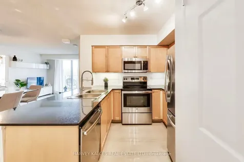 1369 Bloor Street W Toronto ON M6P 4J4