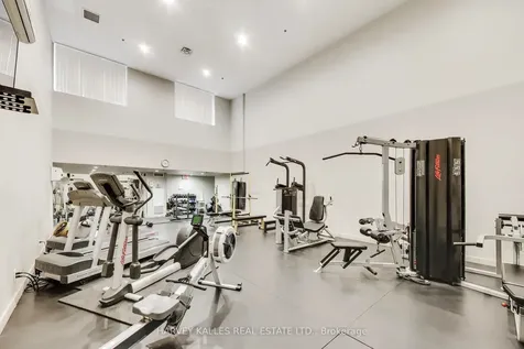 1369 Bloor Street W Toronto ON M6P 4J4