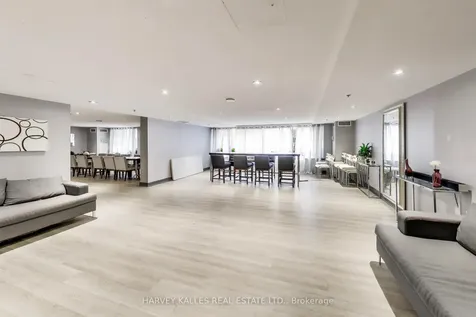 1369 Bloor Street W Toronto ON M6P 4J4