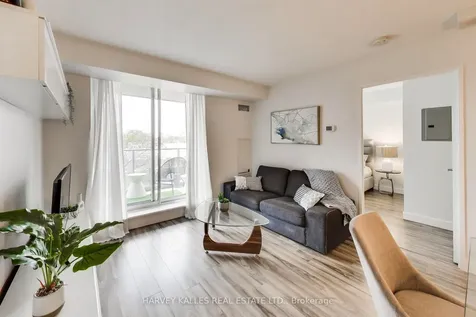 1369 Bloor Street W Toronto ON M6P 4J4