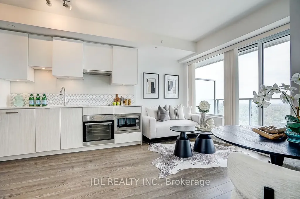 195 Redpath Avenue Toronto ON M4P 0E4