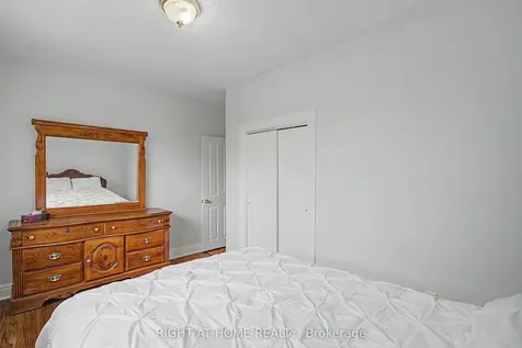 89 Newton Drive Toronto ON M2M 2N2