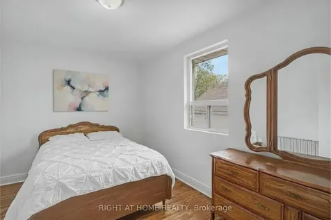 89 Newton Drive Toronto ON M2M 2N2