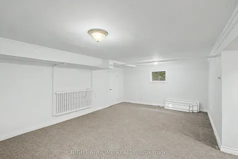 89 Newton Drive Toronto ON M2M 2N2