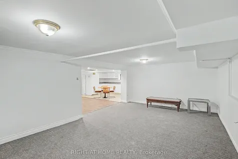 89 Newton Drive Toronto ON M2M 2N2