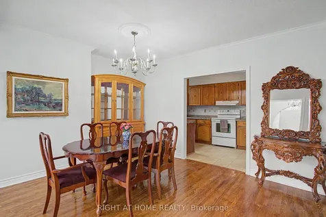 89 Newton Drive Toronto ON M2M 2N2