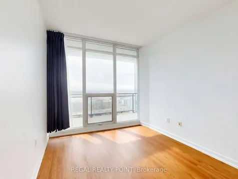 25 Capreol Court Toronto ON M5V 3Z7