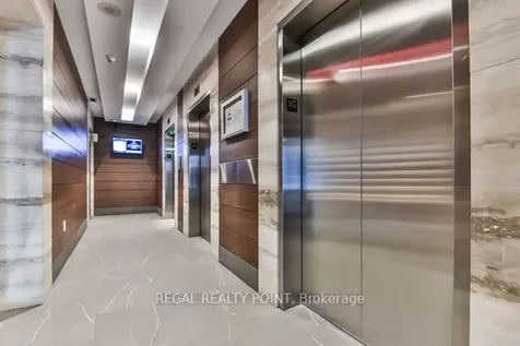 25 Capreol Court Toronto ON M5V 3Z7