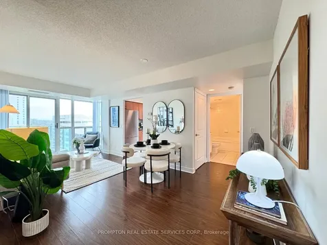 35 Bales Avenue Toronto ON M2N 7L7